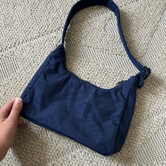 BAGGU Mini Nylon Shoulder Bag in Navy - Picture 3 of 5